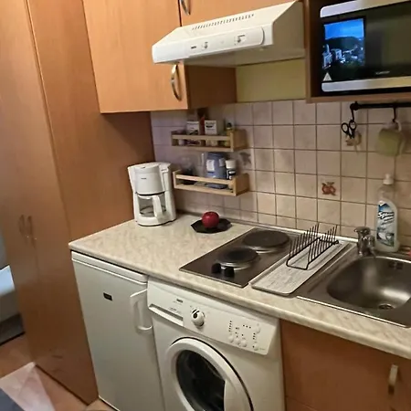 Tiny Private In Buda. Apartamento Budapeste